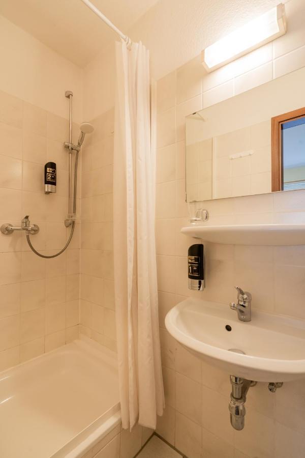 Hotel Dori'S 108 Berlin Luaran gambar
